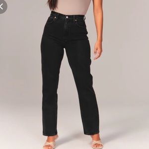 NEW Abercrombie ultra high rise 90s straight jean